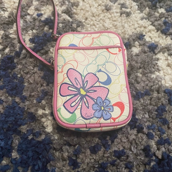 Coach mini wallet hand bag - Picture 1 of 3